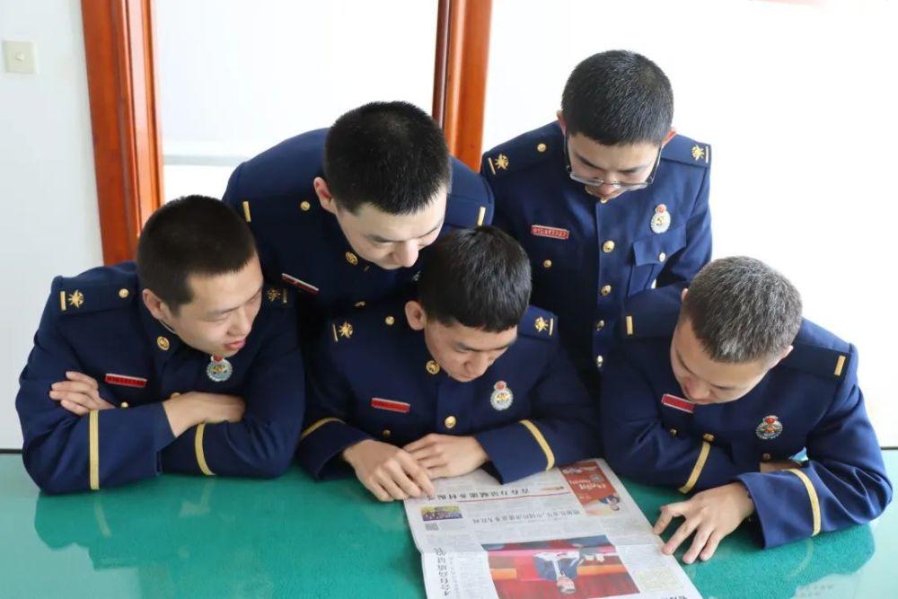 救援大胡子斗士